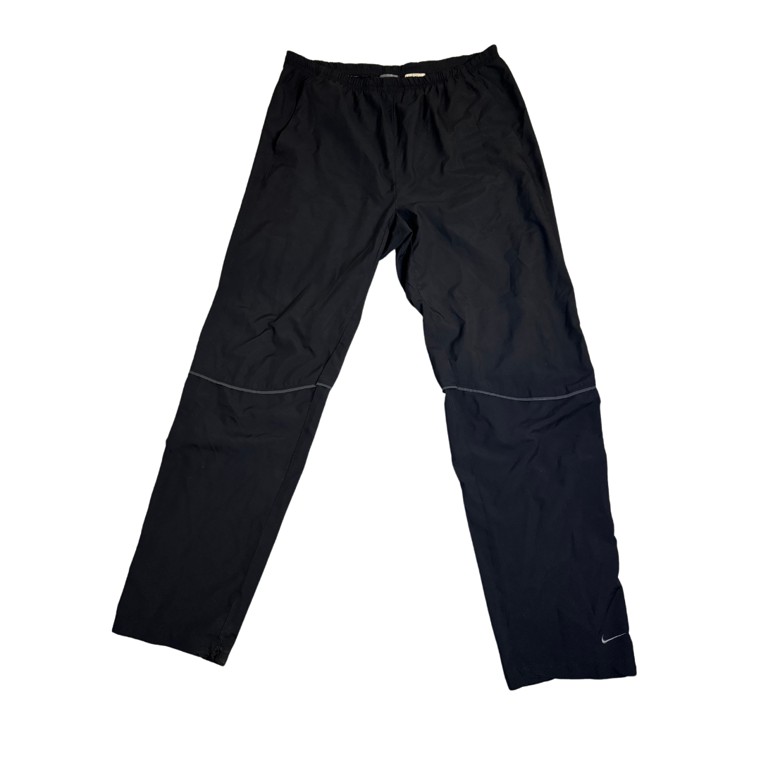 NIKE TRACKPANTS - M