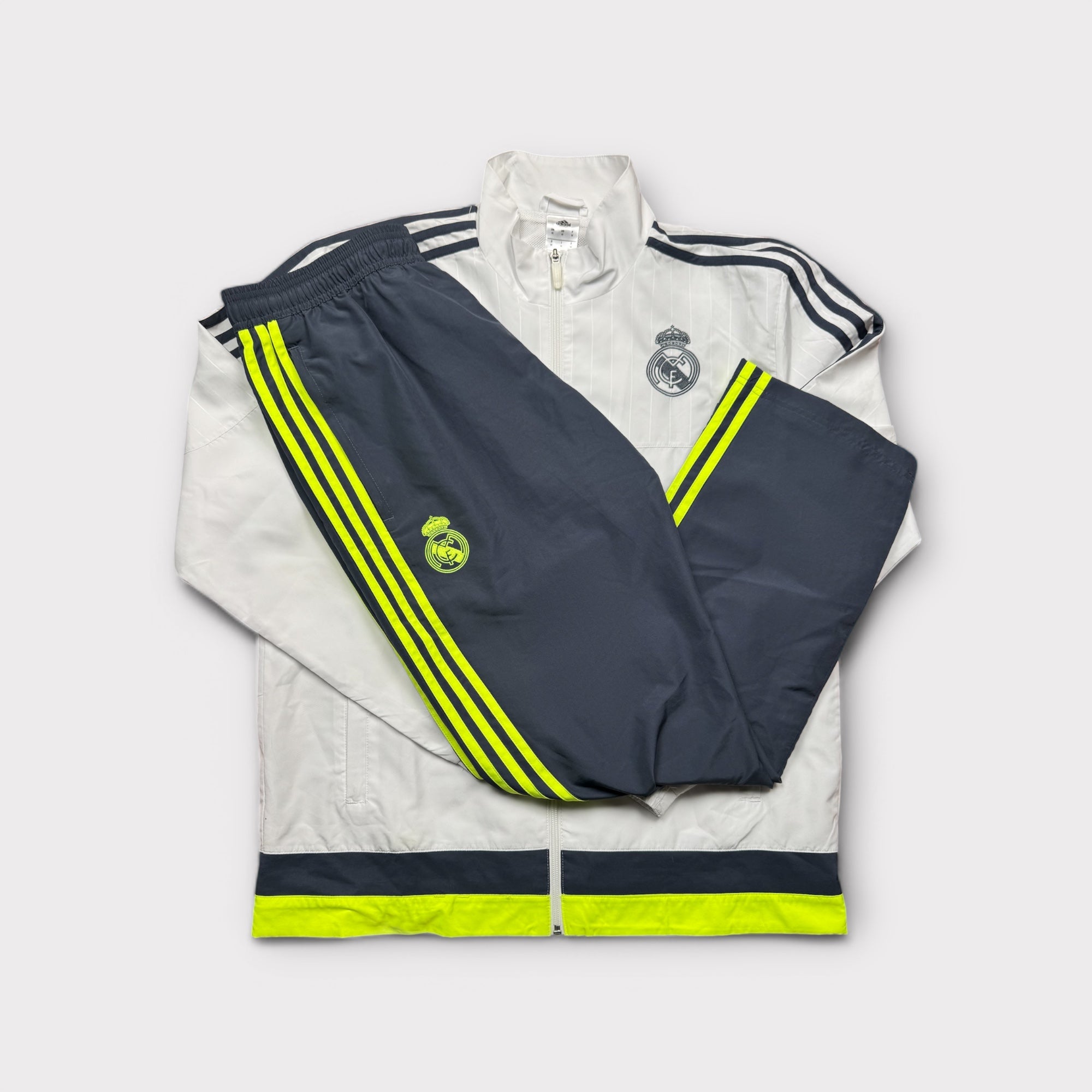 REAL MADRID TRACKSUIT - M