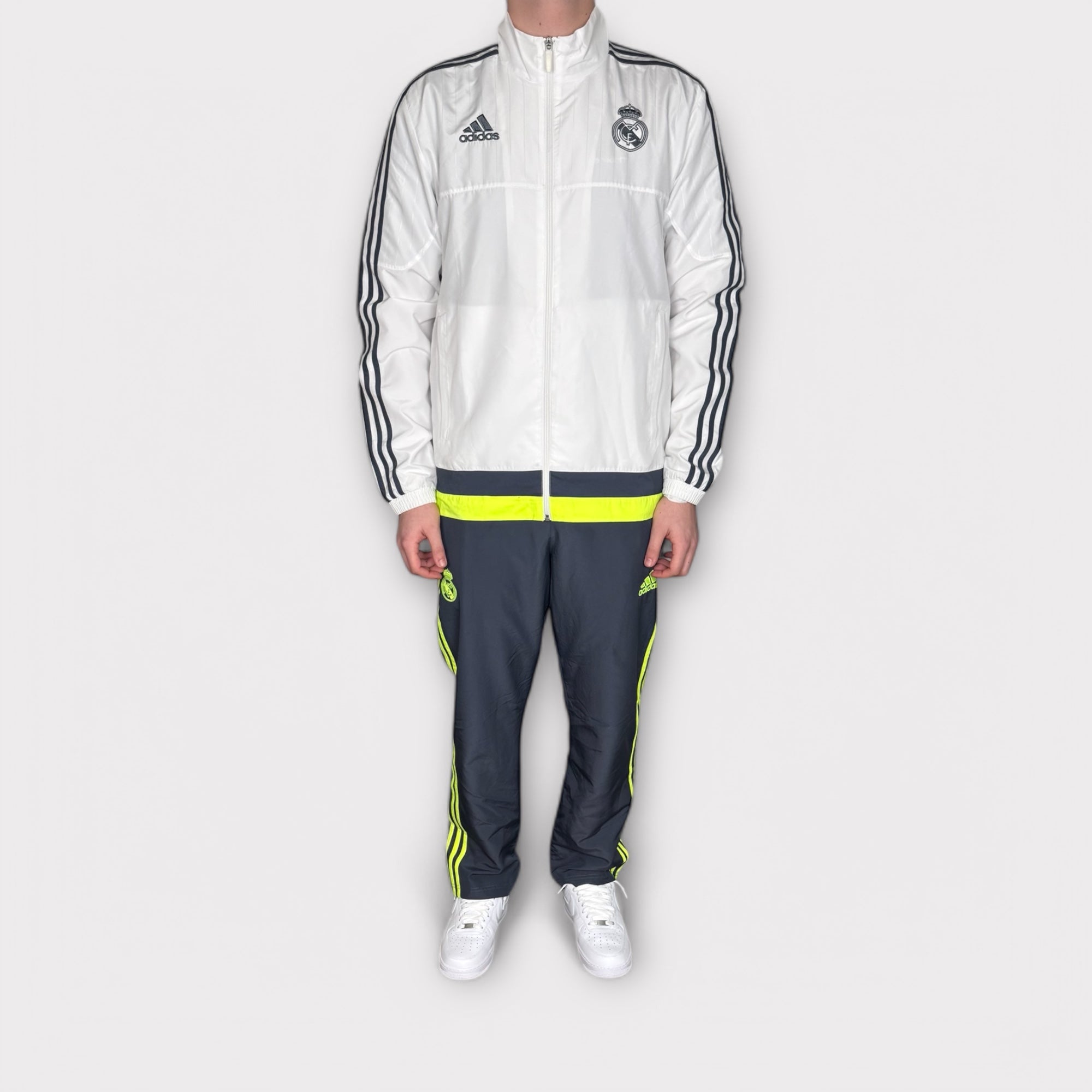 REAL MADRID TRACKSUIT - M