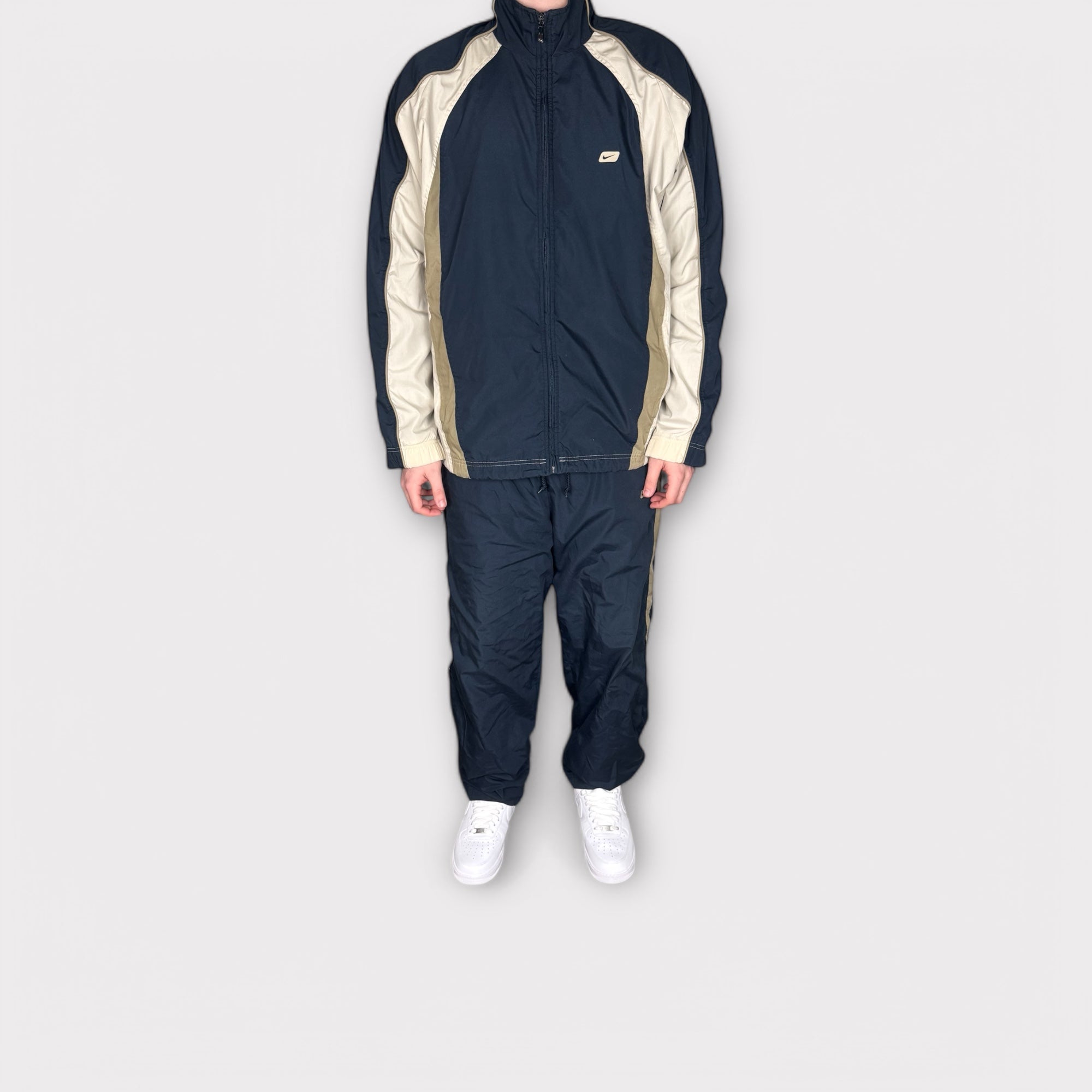 NIKE TRACKSUIT - XL
