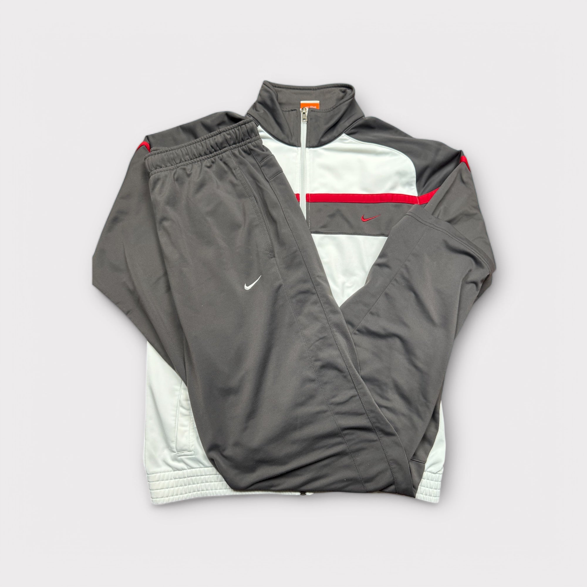 NIKE TRACKSUIT - M