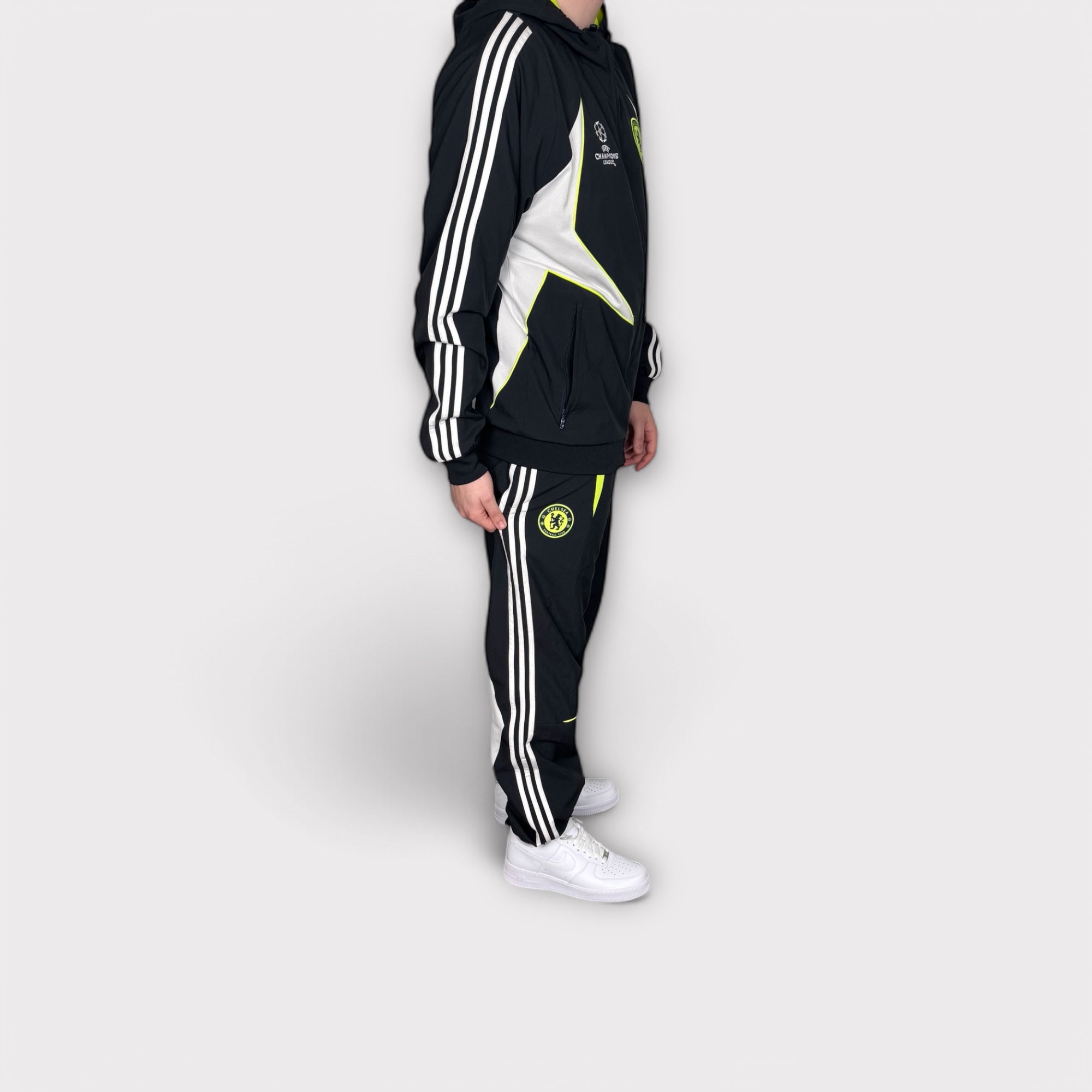 CHELSEA TRACKSUIT - L