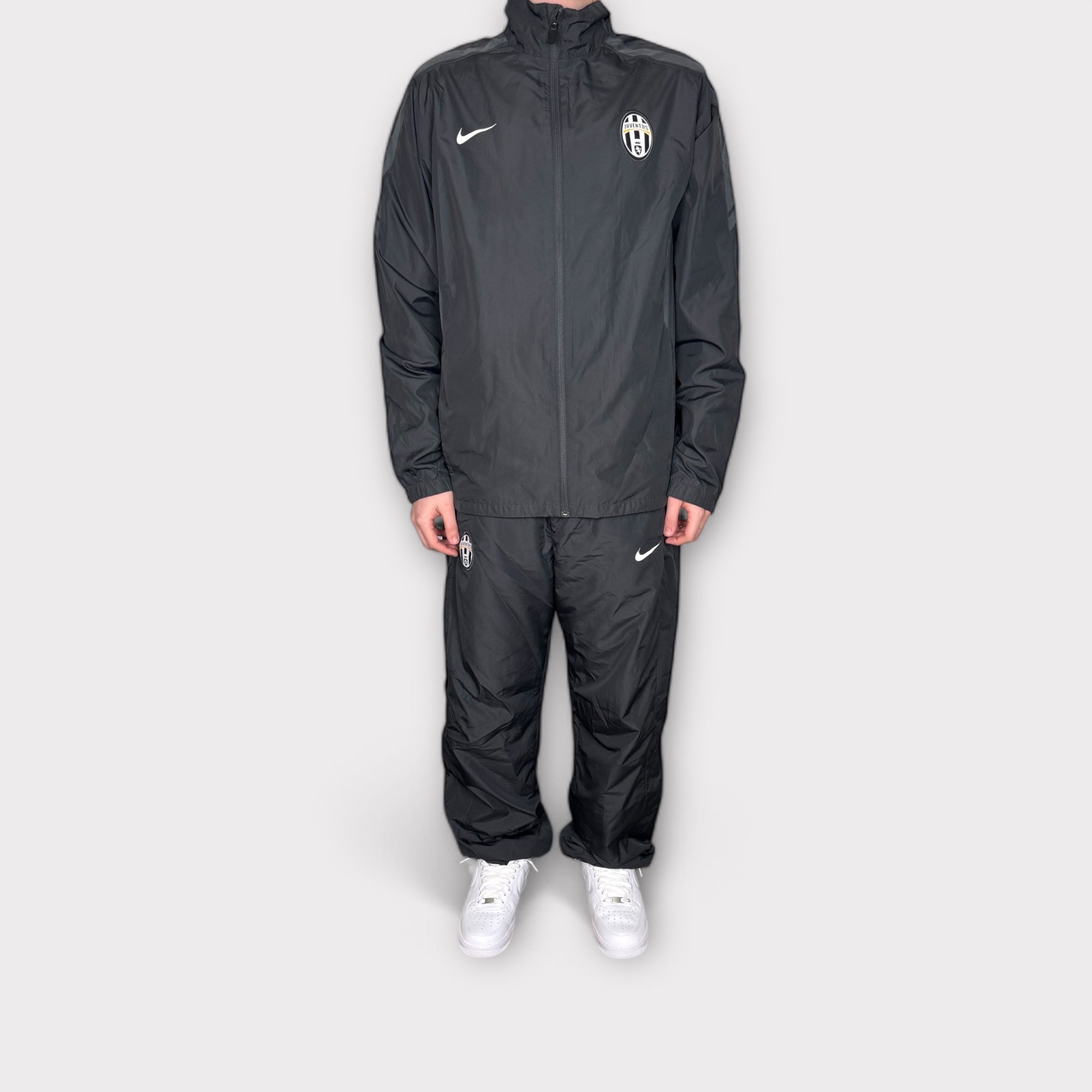 JUVENTUS TRACKSUIT - XL