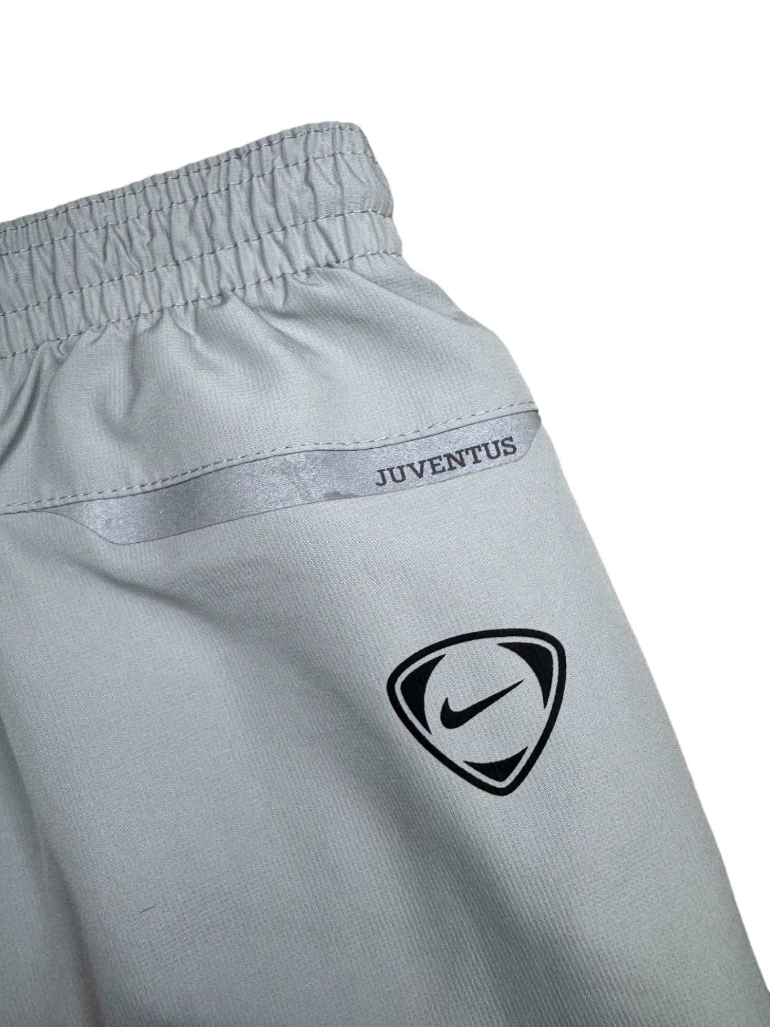 JUVENTUS VINTAGE TRACKPANTS NIKE - L